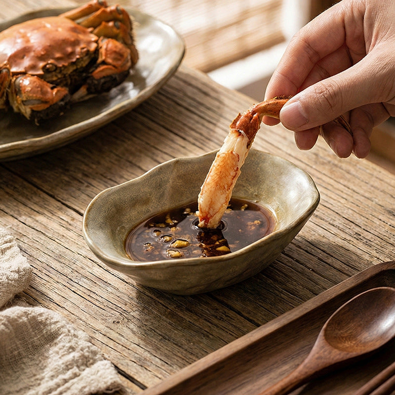 Japanese Ceramic Oyster Dish for Dining