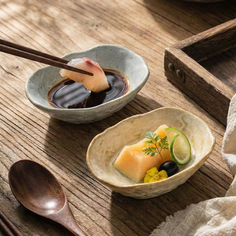 Japanese Ceramic Oyster Dish for Dining